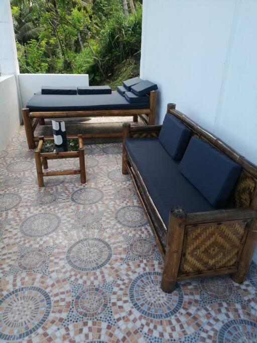 The Balcony Of The Camiguin Island Apartment มัมบาเฮา ภายนอก รูปภาพ